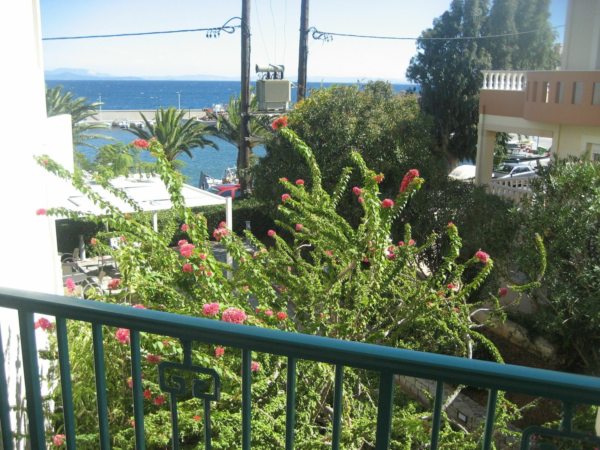 Kyveli Hotel Apartments Vrontádos Esterno foto